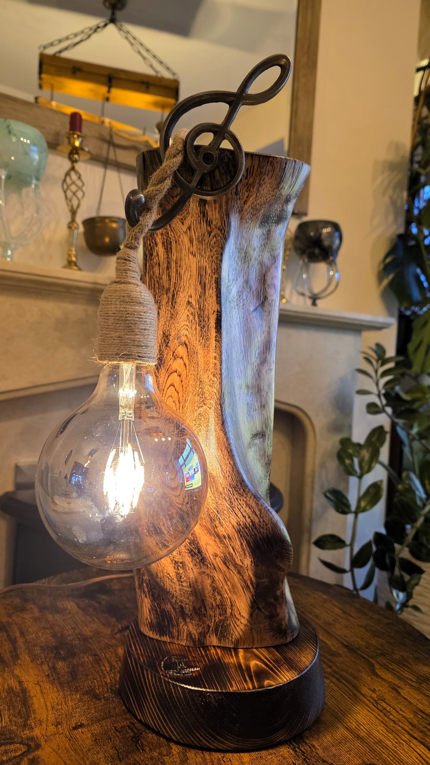 Handcrafted Rustic Driftwood Lamp – Coastal Style Table Lamp from Cornwall