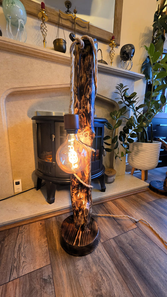 Rustic Driftwood Music Note Lamp – Handmade Boho Wooden Table Lamp