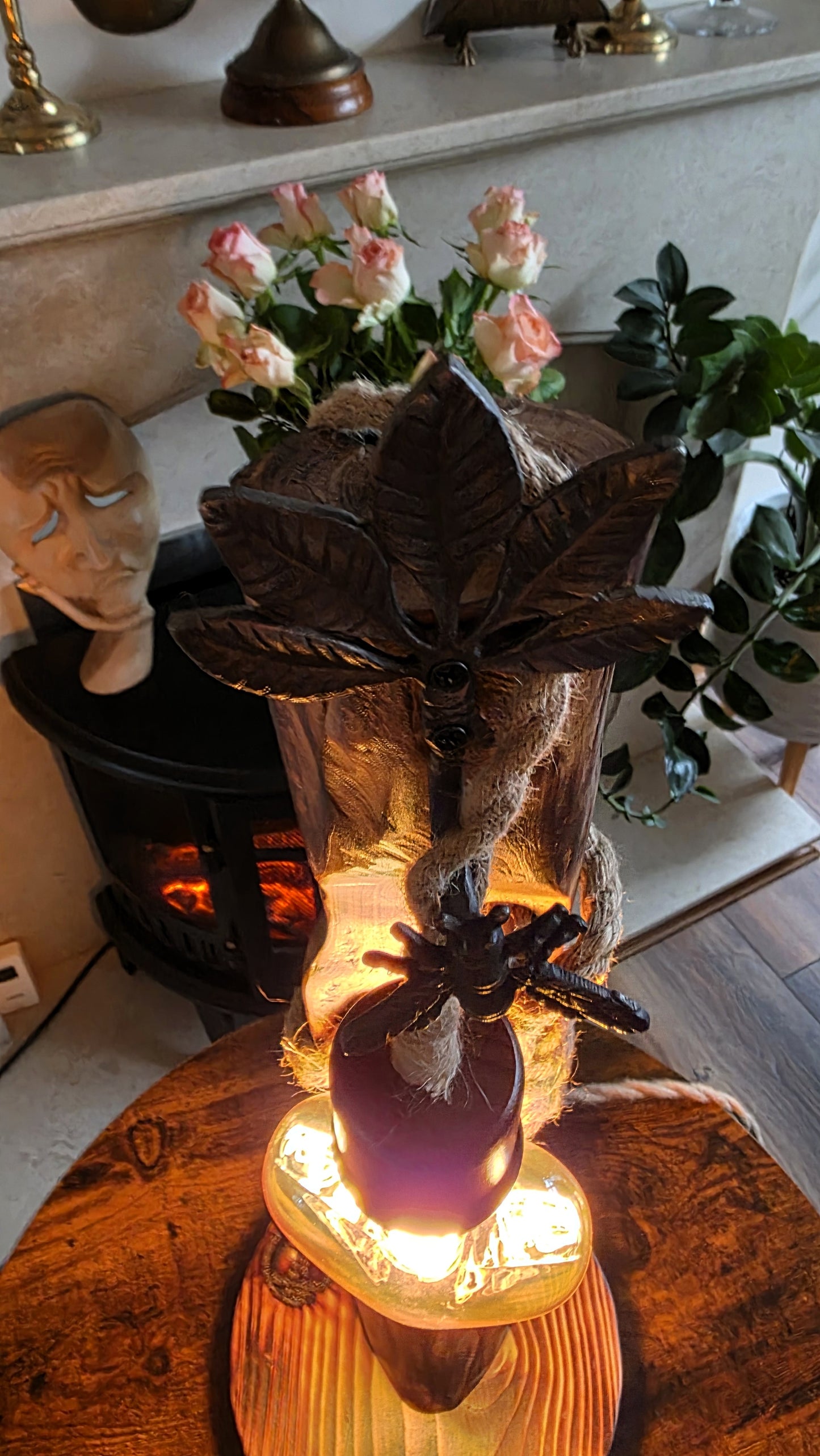 Rustic Wooden Heart Lamp with Leaf & Bee Detail 🌿🐝✨