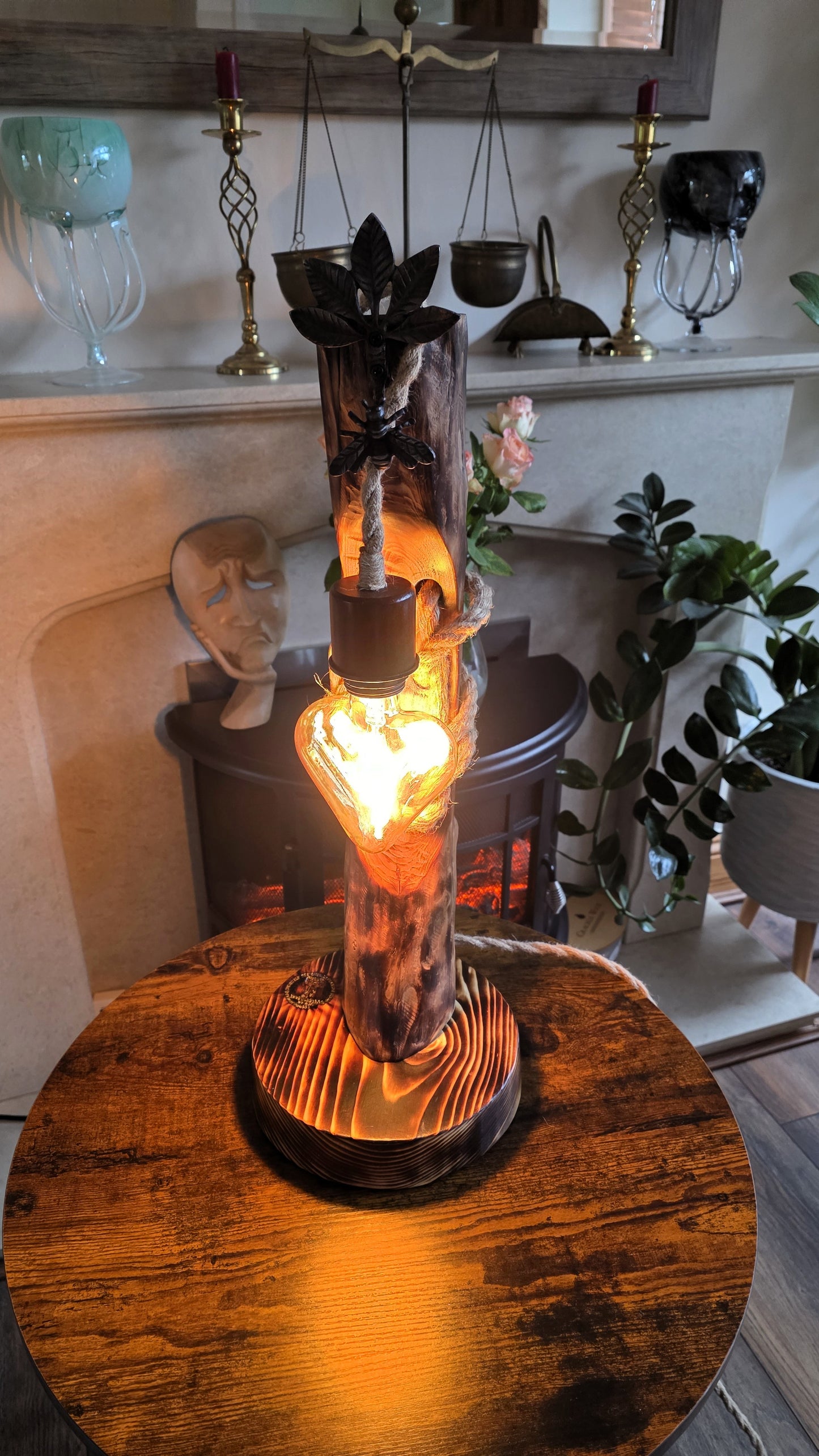 Rustic Wooden Heart Lamp with Leaf & Bee Detail 🌿🐝✨