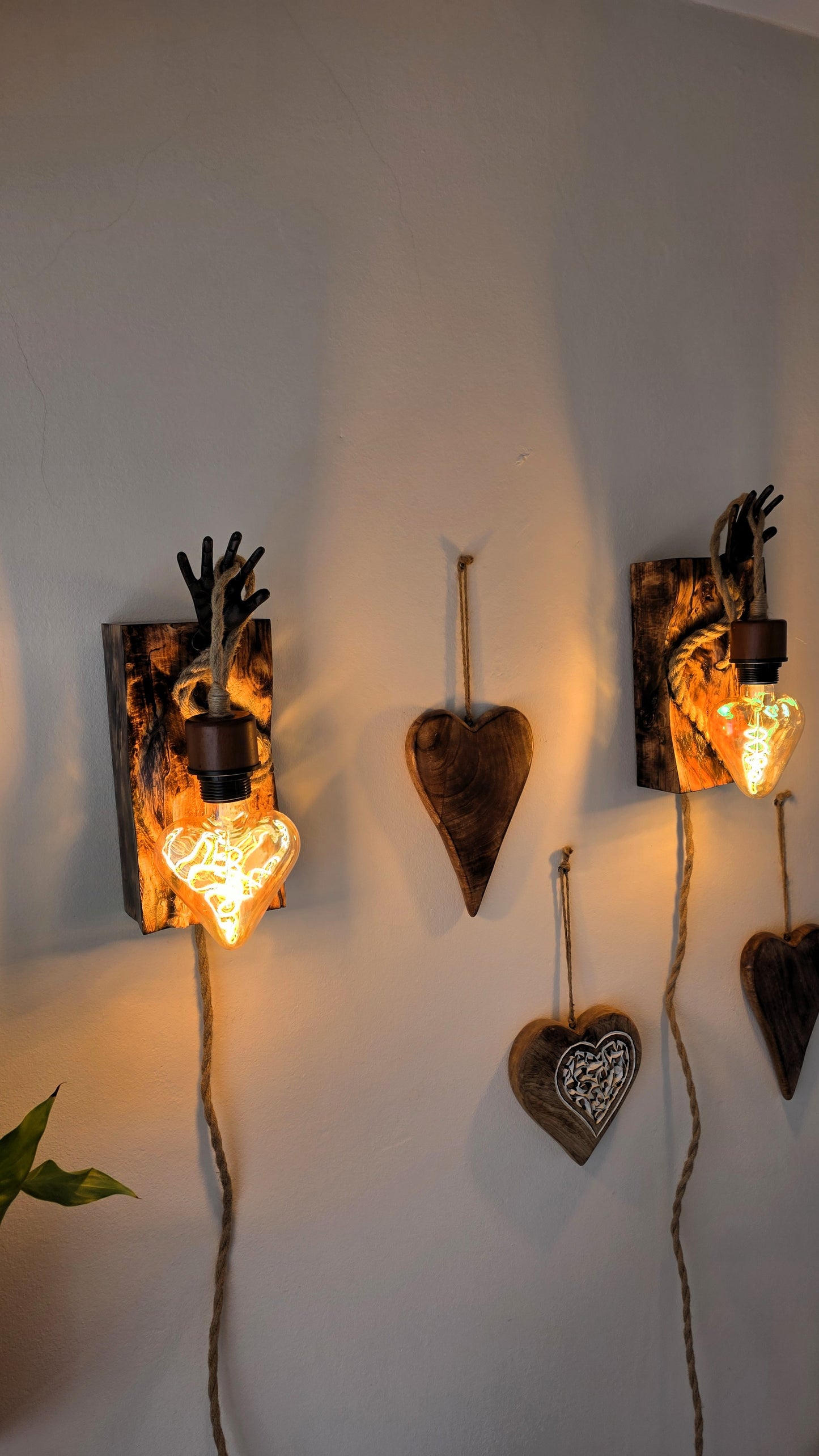 Handcrafted Beech Wood Heart Wall Sconces – Set of 2 🤎✨