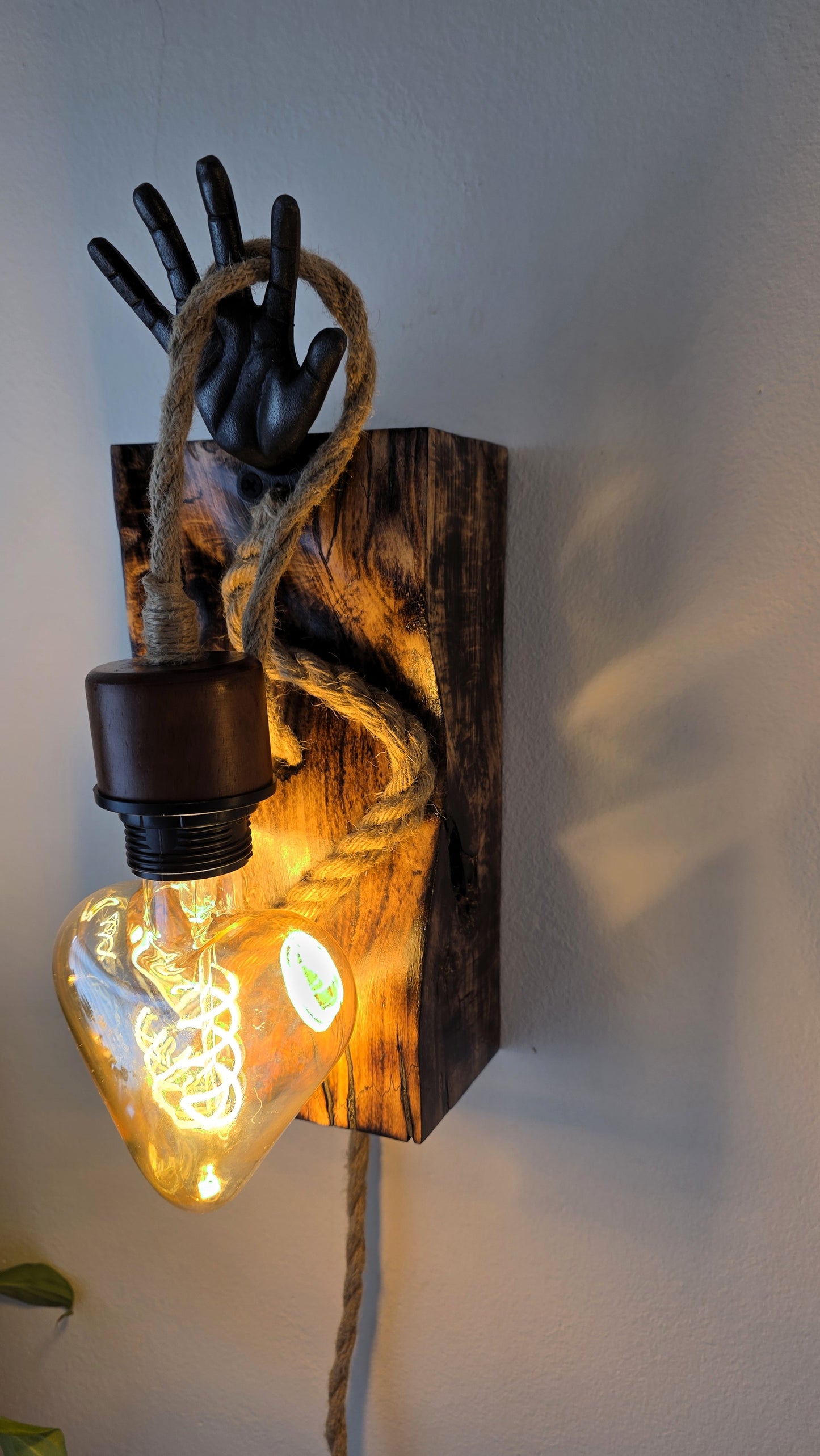 Handcrafted Beech Wood Heart Wall Sconces – Set of 2 🤎✨