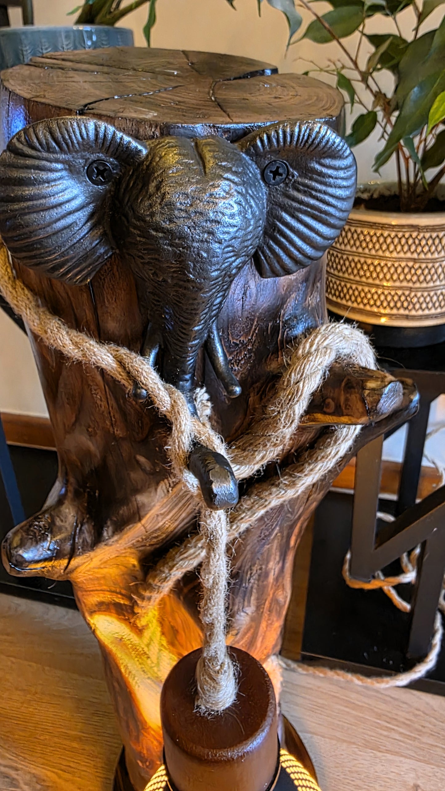 🐘 Rustic Apple Wood Elephant Lamp – Wild Spirit