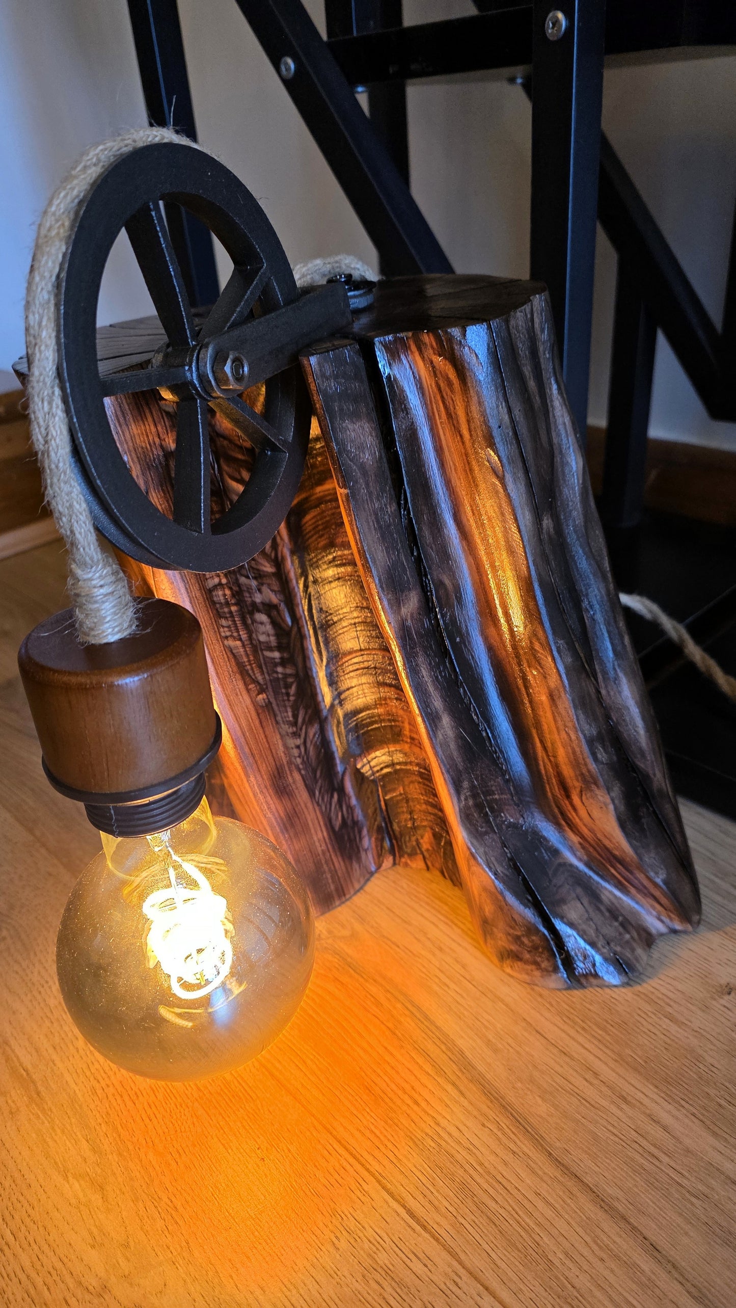 Rustic Apple Wood Pulley Lamp – Industrial Rope Light