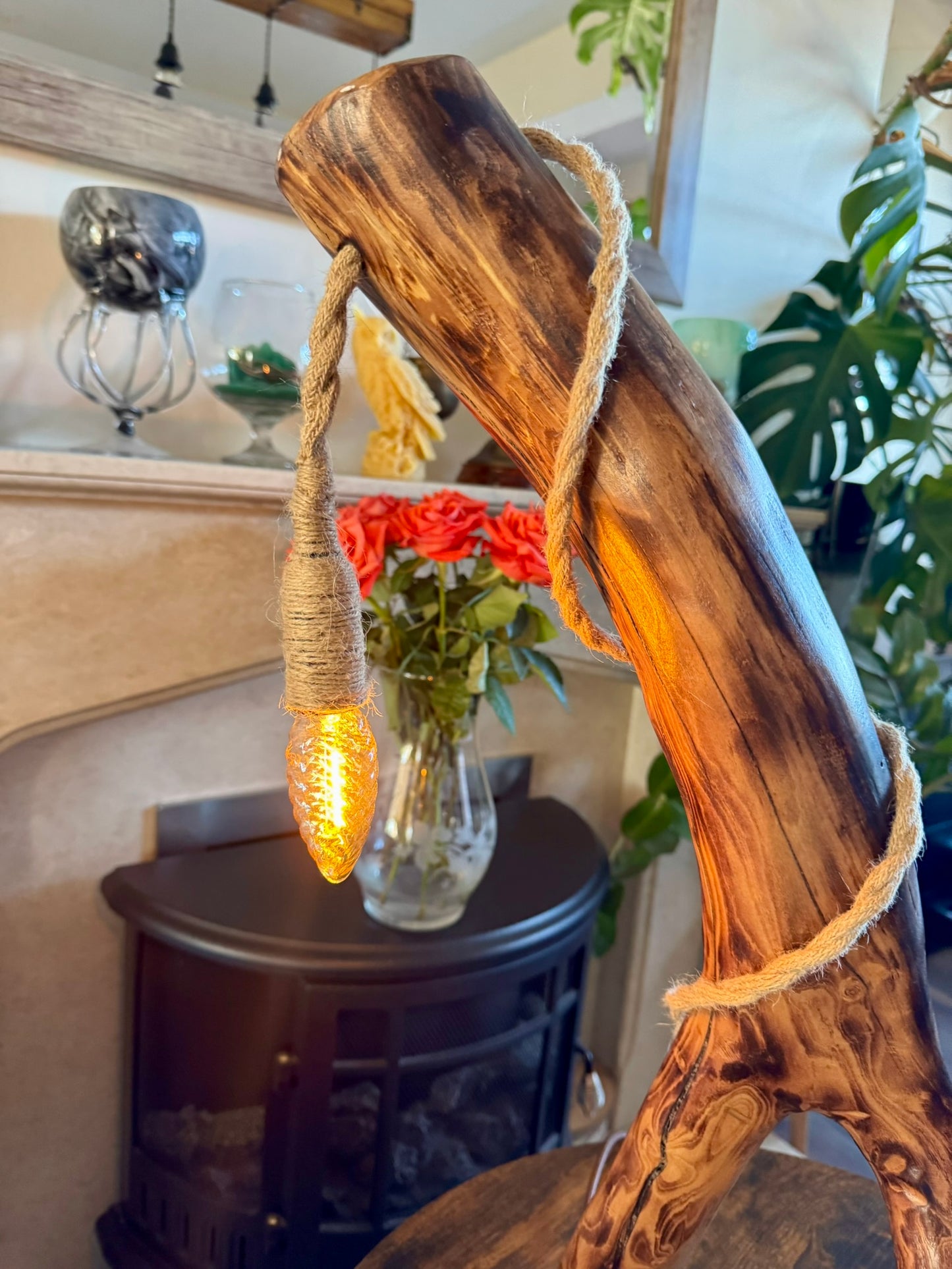 Rustic Wooden Lamp with Vintage Bulb 💡