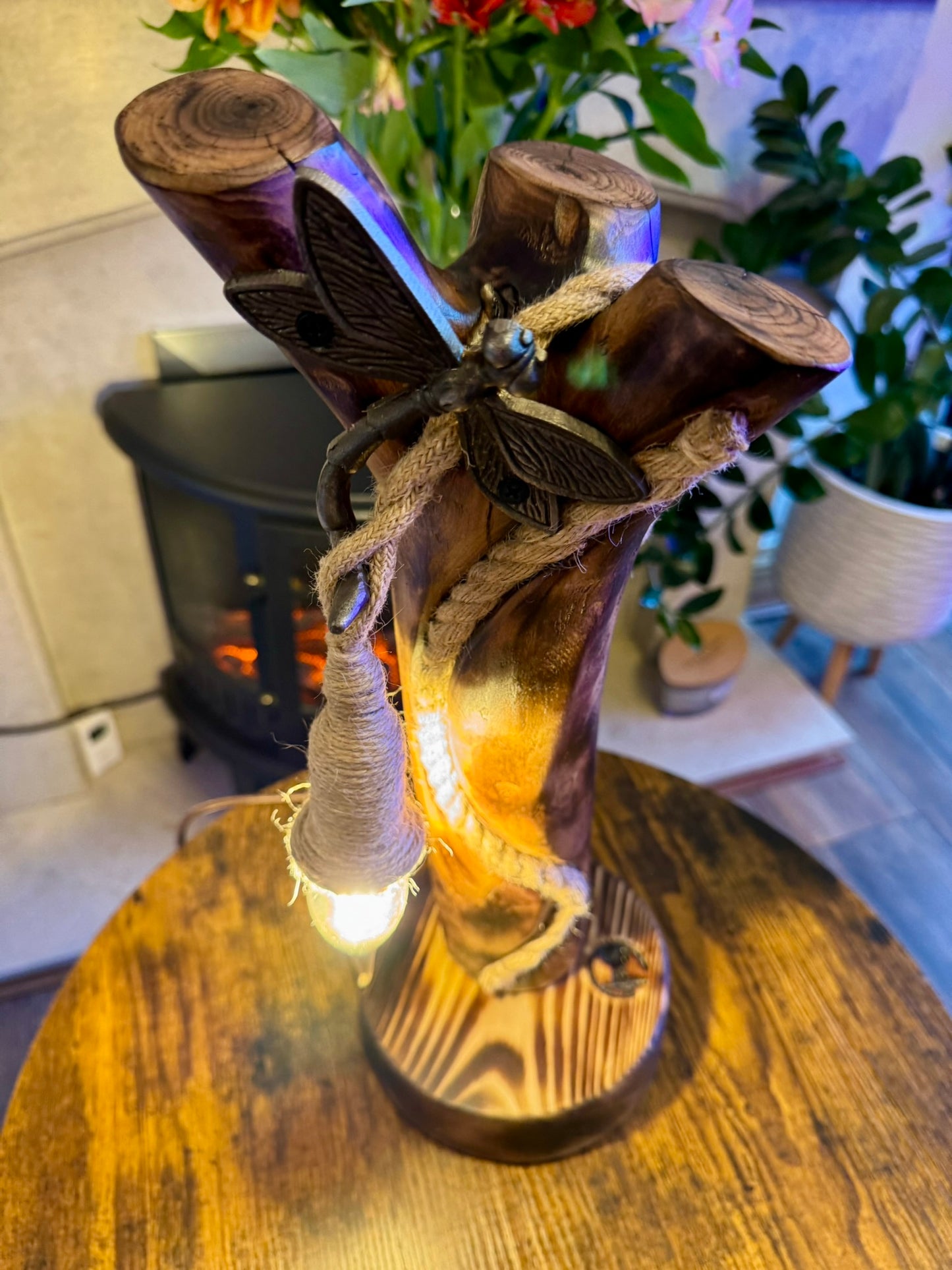 Handmade Applewood Lamp with Dragonfly Accent 🍏🪵✨