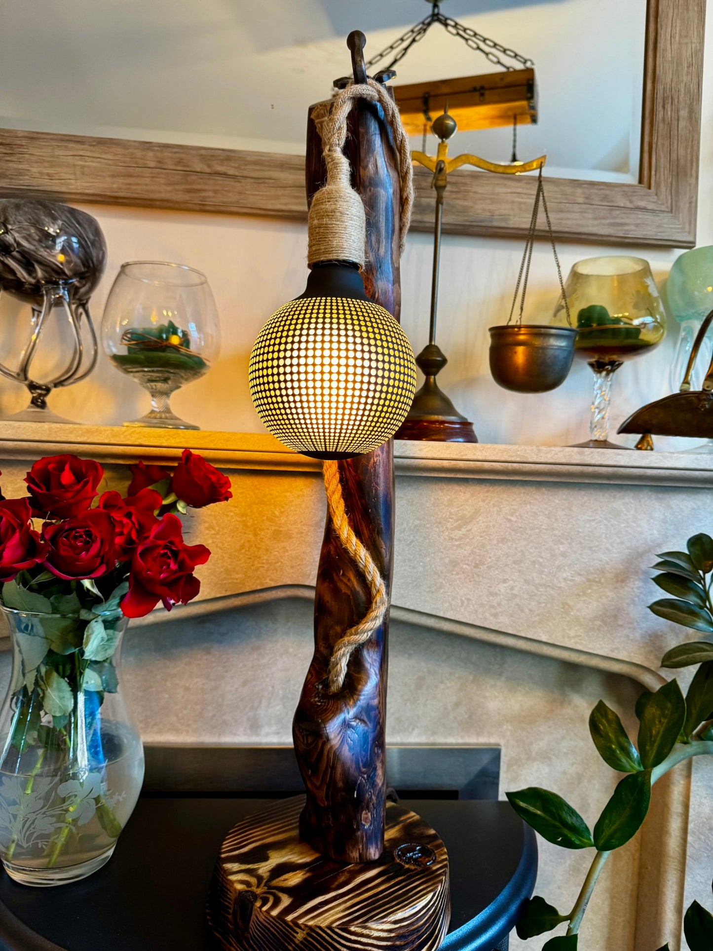 Handcrafted wooden lamp with rustic design – LuxeWood Light