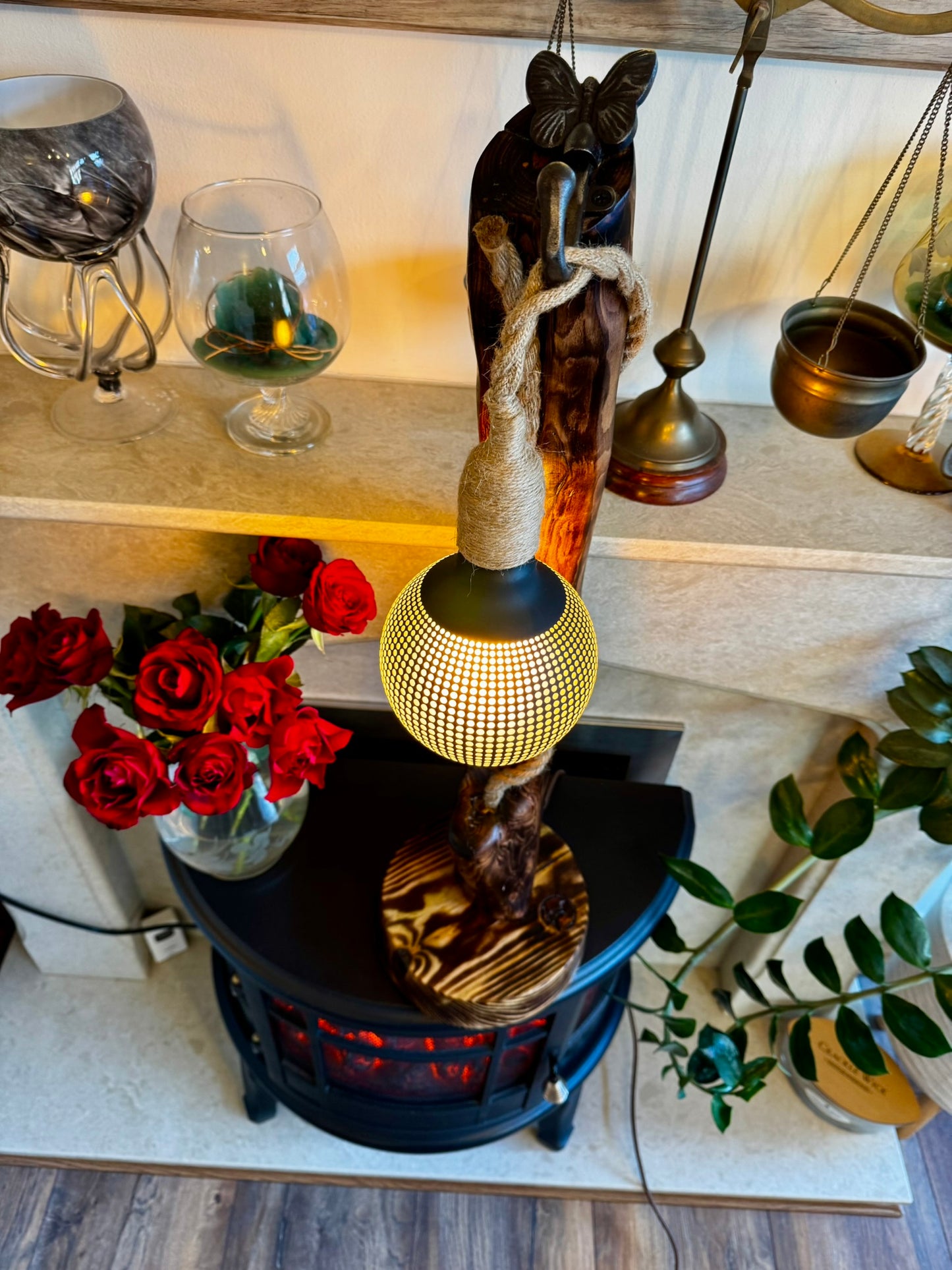 🎅 Handcrafted with love, blending natural wood and elegant design.