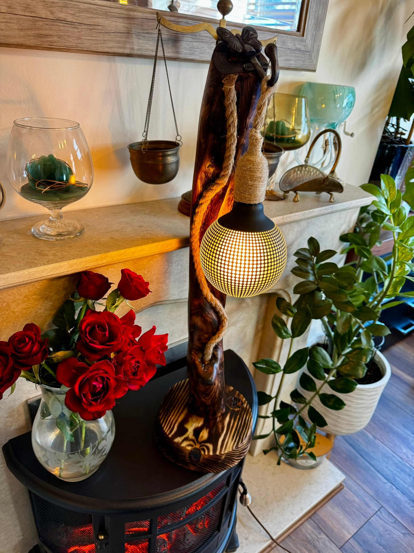 🎅 Handcrafted with love, blending natural wood and elegant design.