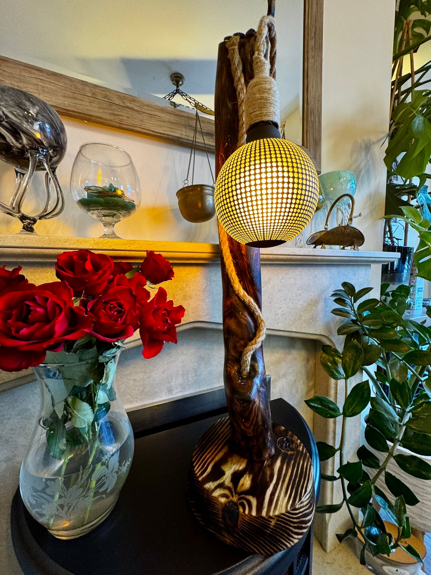 🎅 Handcrafted with love, blending natural wood and elegant design.